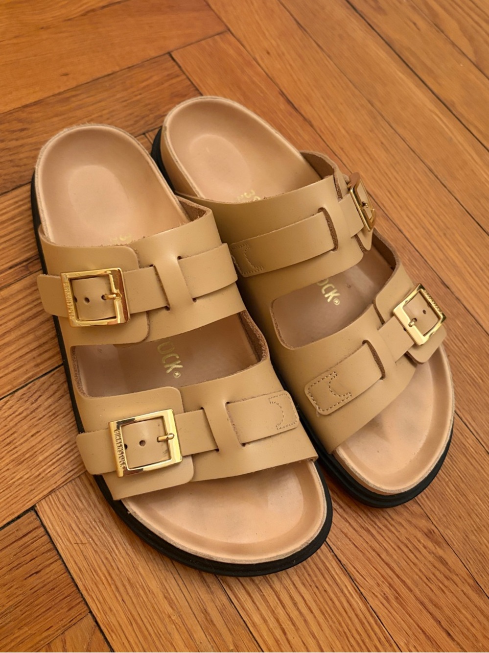 Women’s Birkenstock St. Barths Tan/Gold